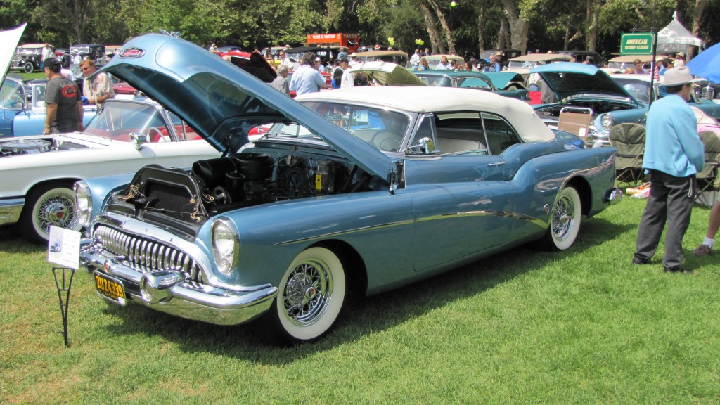 An always popular bit of fins and chrome is this '53 Buick Skylark