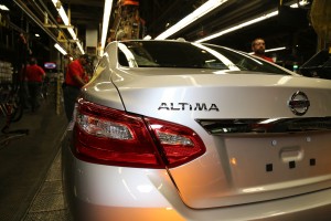 La producción del nuevo Nissan Altima 2016 dio inicio en la planta de ensamble de la compañía en Smyrna, Tennessee.