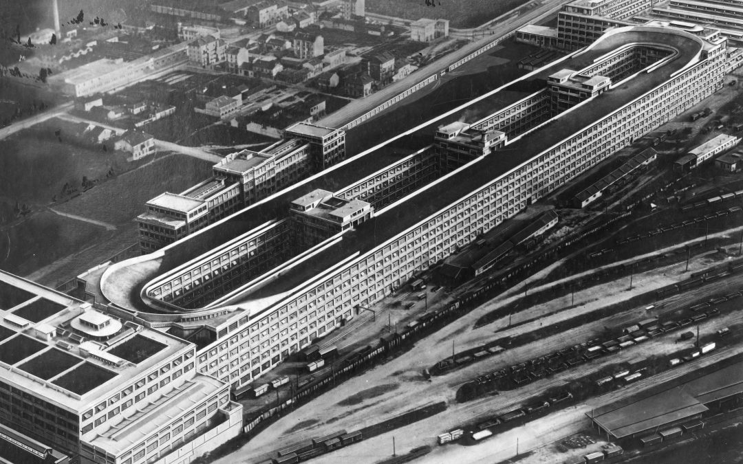 FIAT Lingotto: A car factory with a race track on its roof!